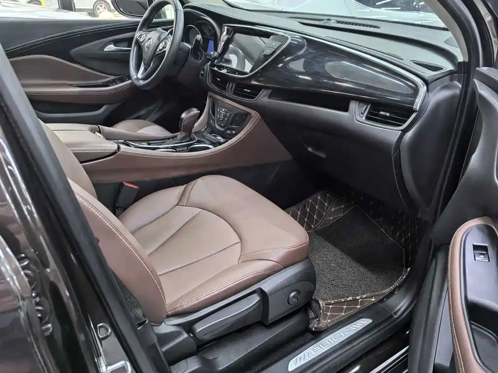 Buick Envision Plus — фото 10