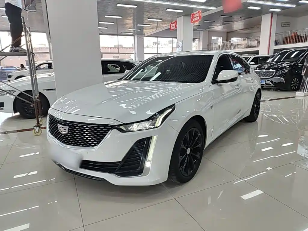 Cadillac CT5 — фото 2