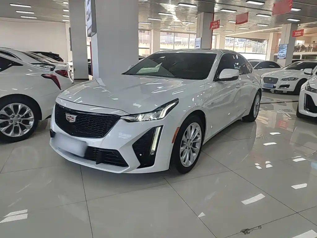 Cadillac CT5 — фото 2