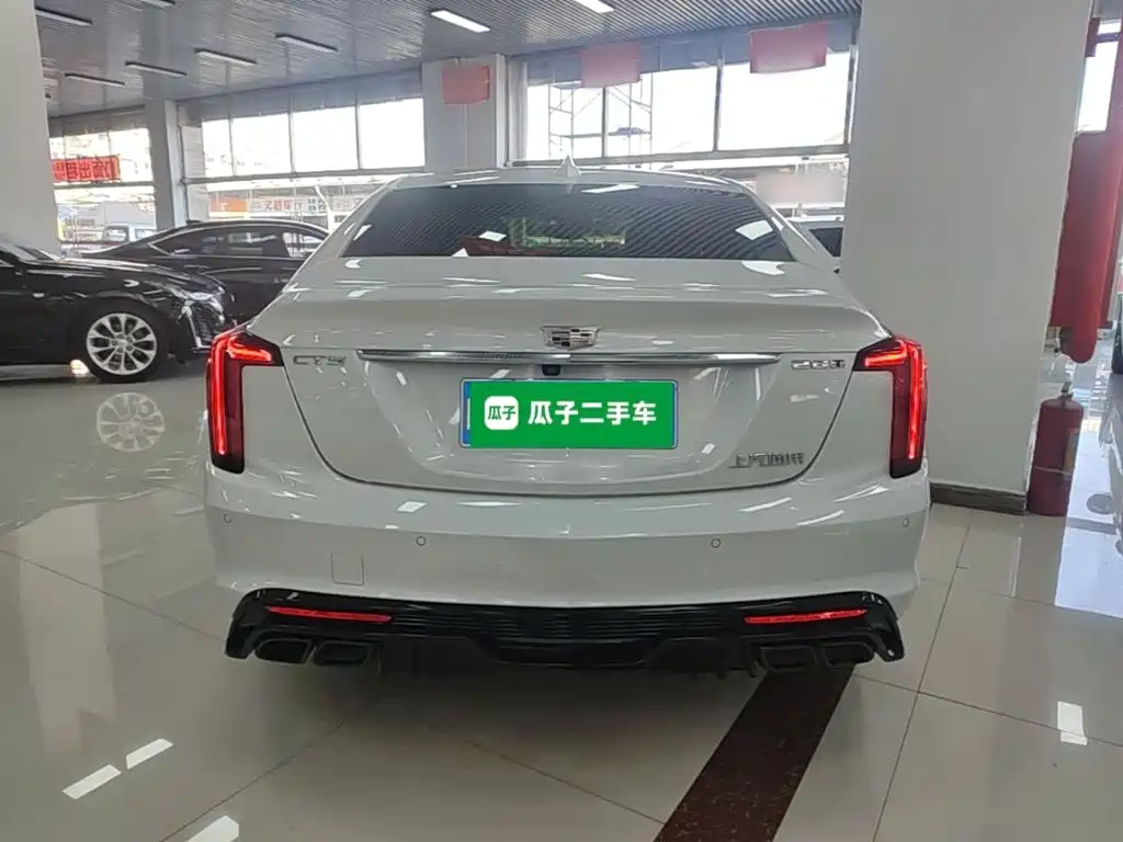 Cadillac CT5 — фото 6