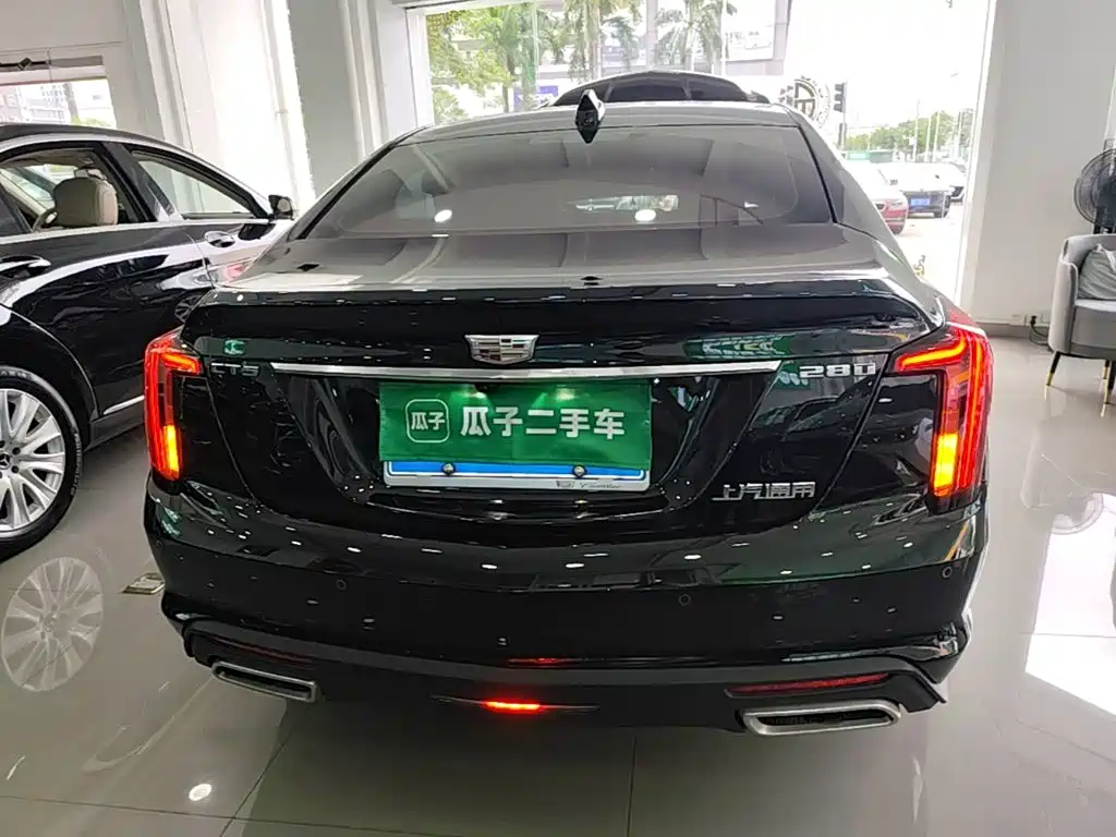 Cadillac CT5 — фото 6