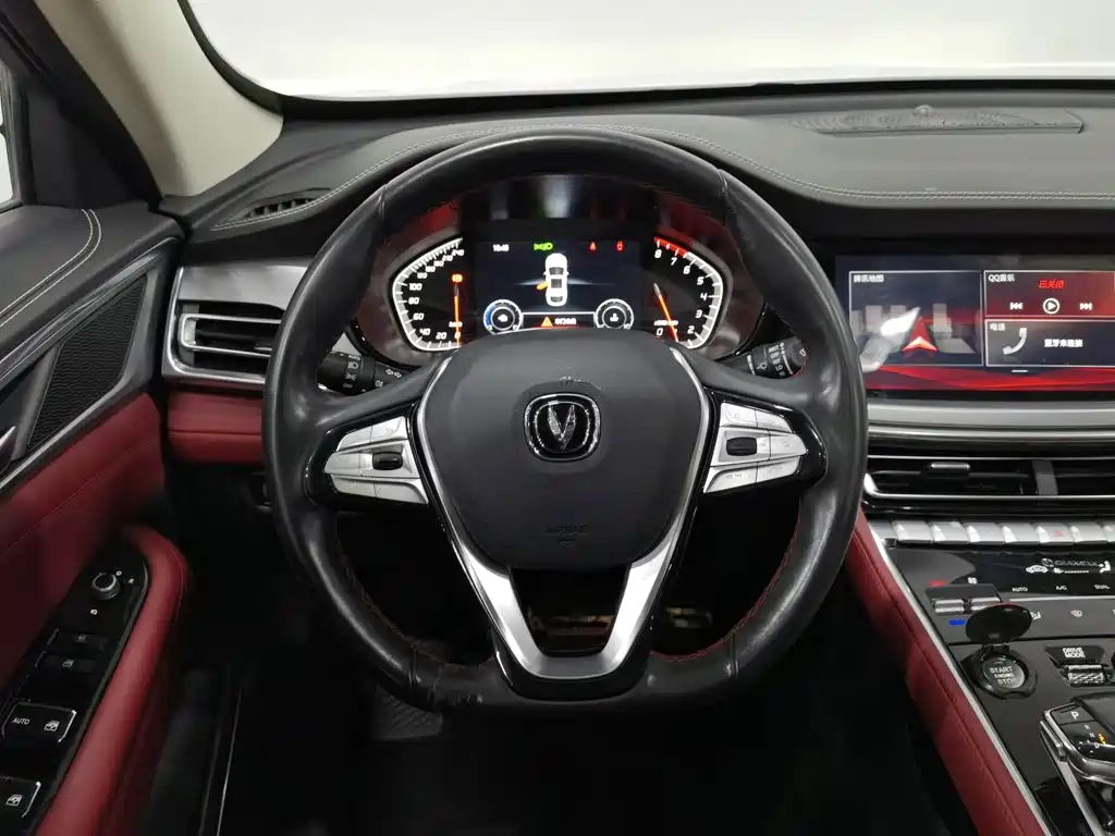 Changan CS85 COUPE — фото 11