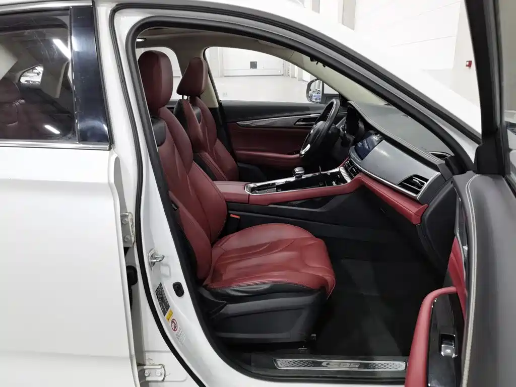 Changan CS85 COUPE — фото 23