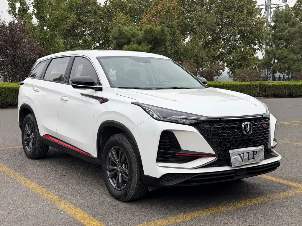 Changan CS75 PLUS — фото 2