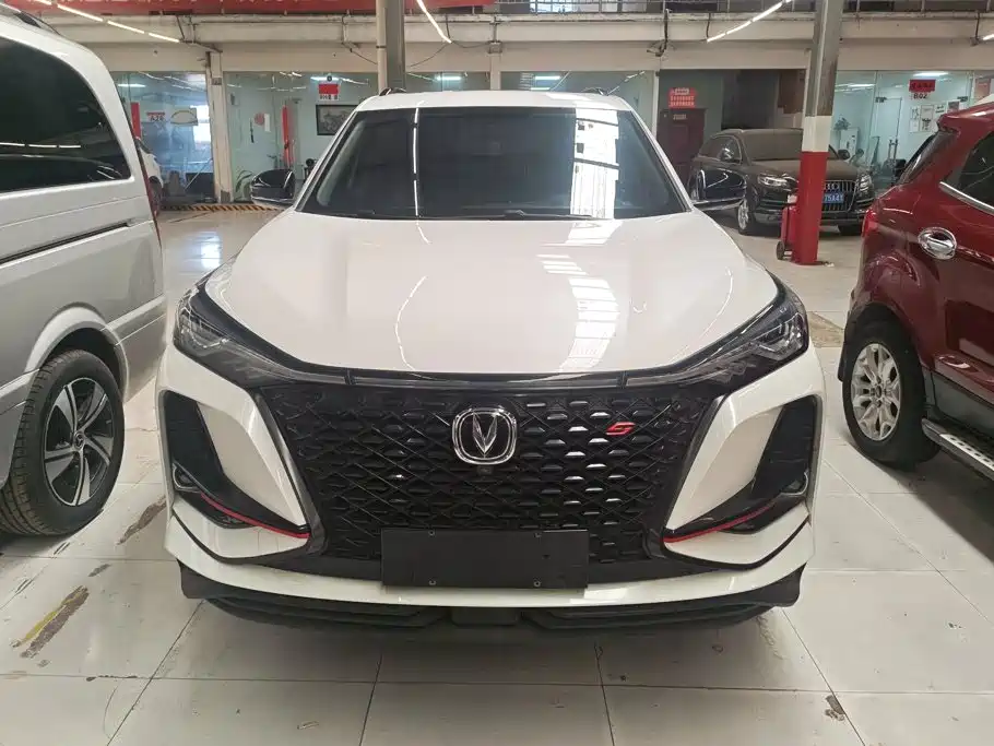 Changan CS75 PLUS — фото 2