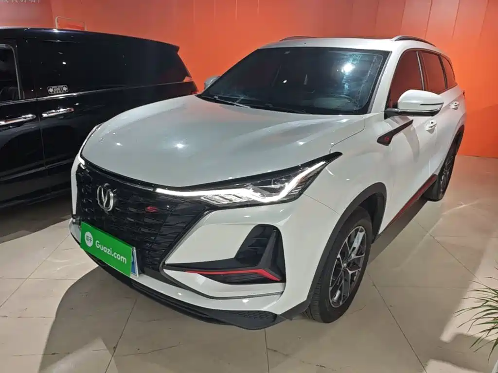 Changan CS75 PLUS — фото 2