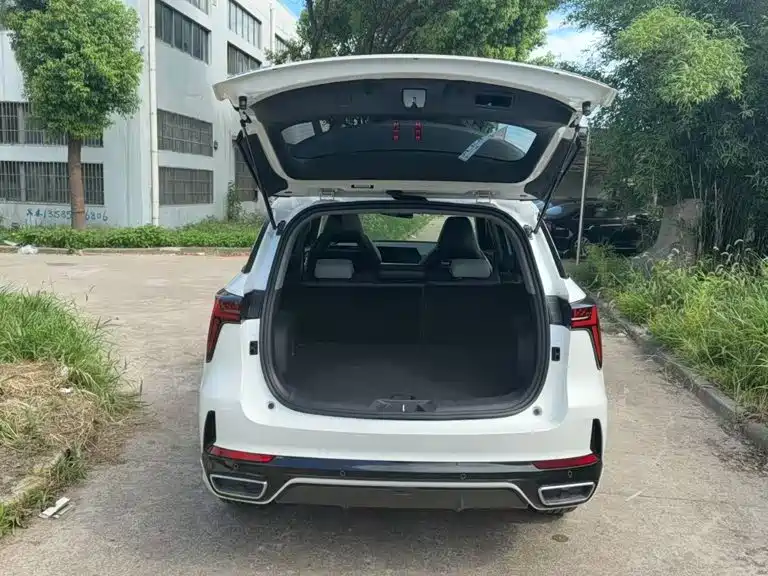 Changan CS75 PLUS — фото 2