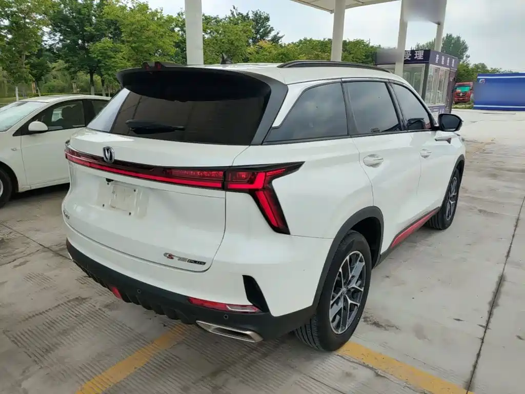 Changan CS75 PLUS — фото 4