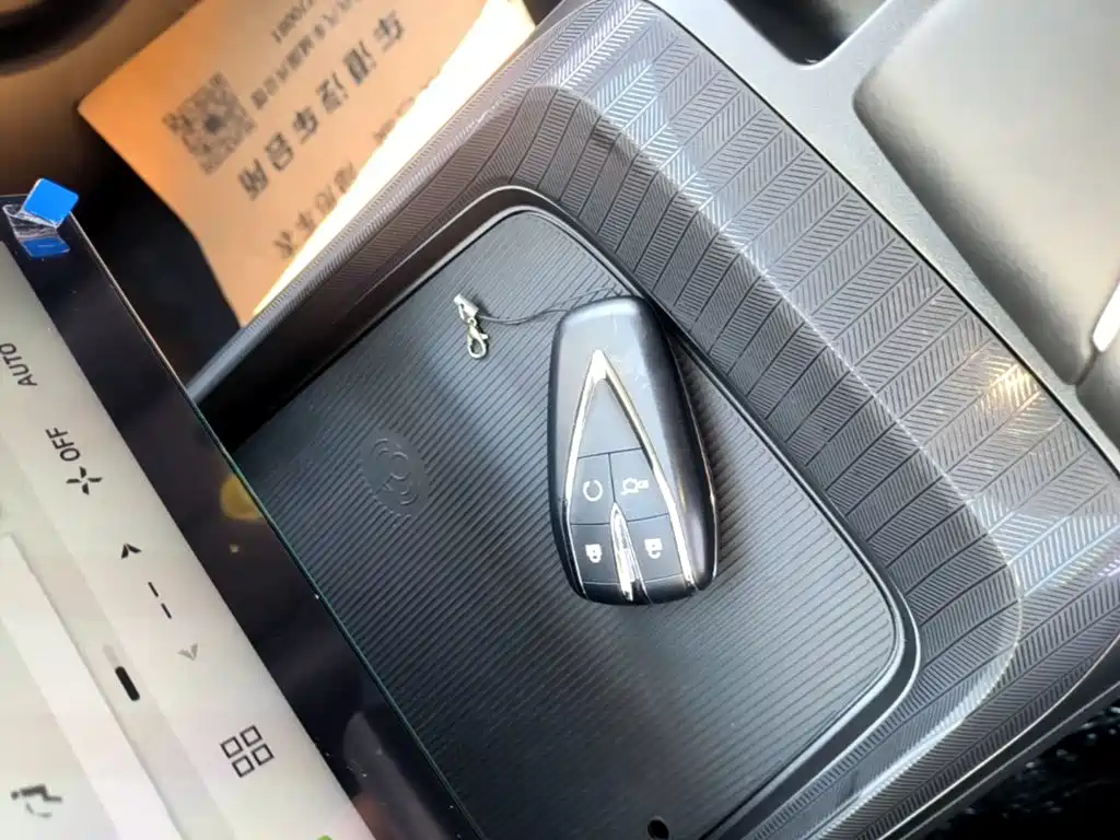 Changan Eado — фото 9