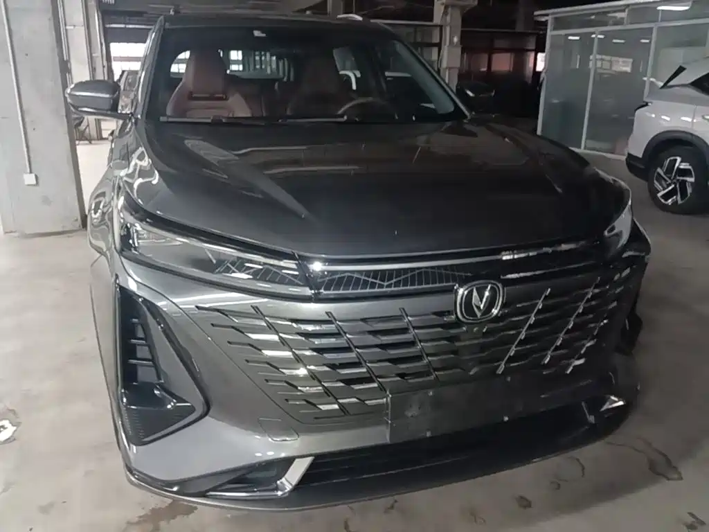 Changan CS75 PLUS — фото 3