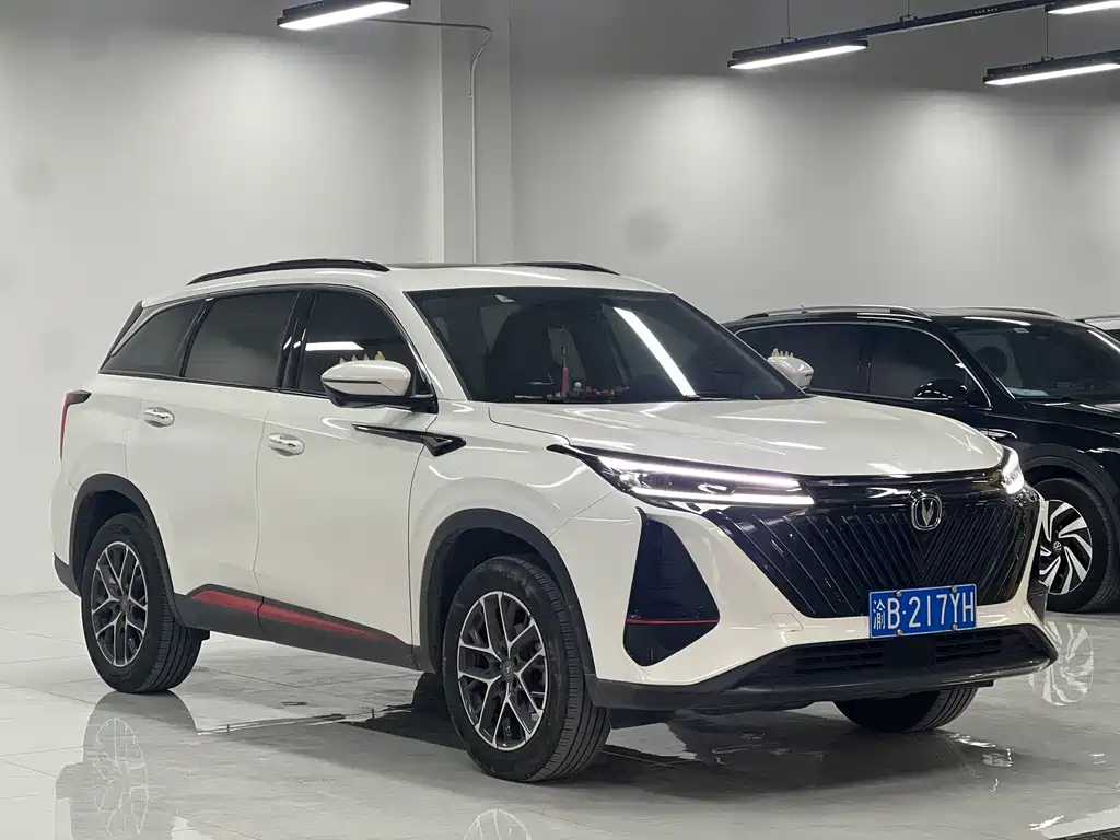 Changan CS75 PLUS — фото 3