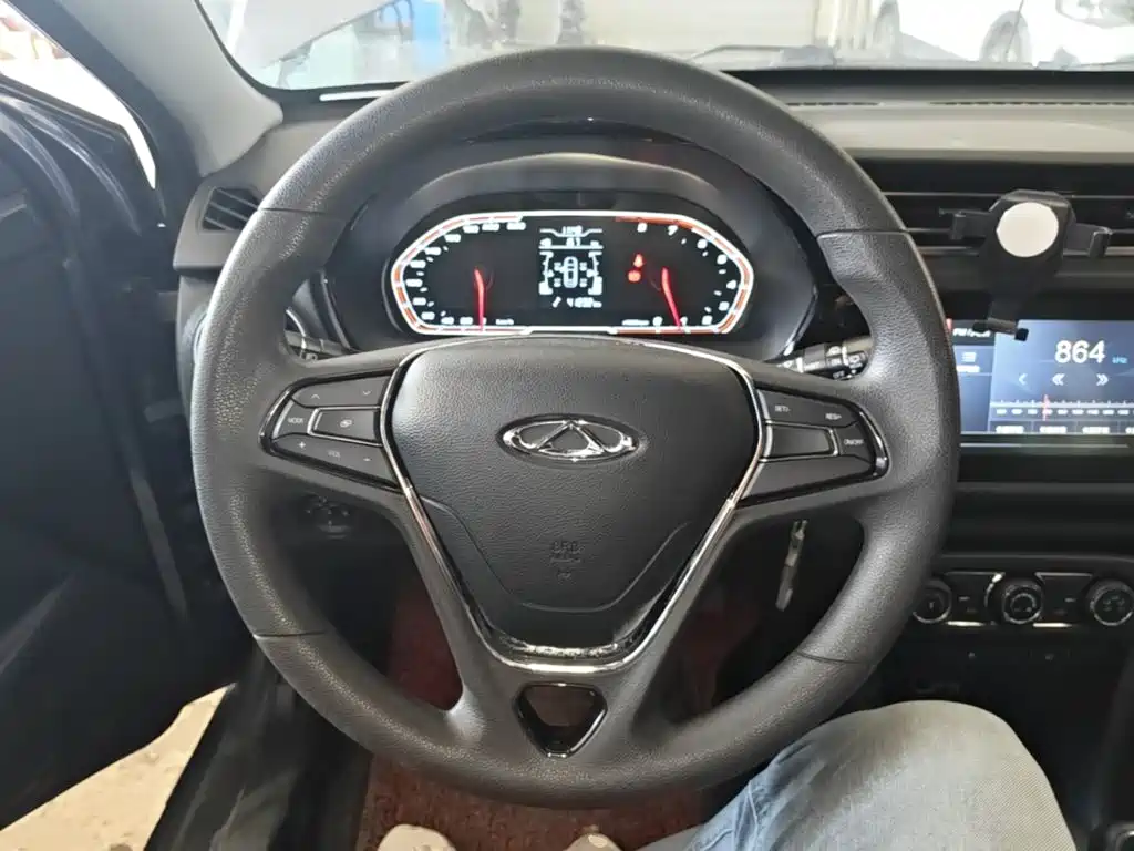 Chery Tiggo 3x — фото 10