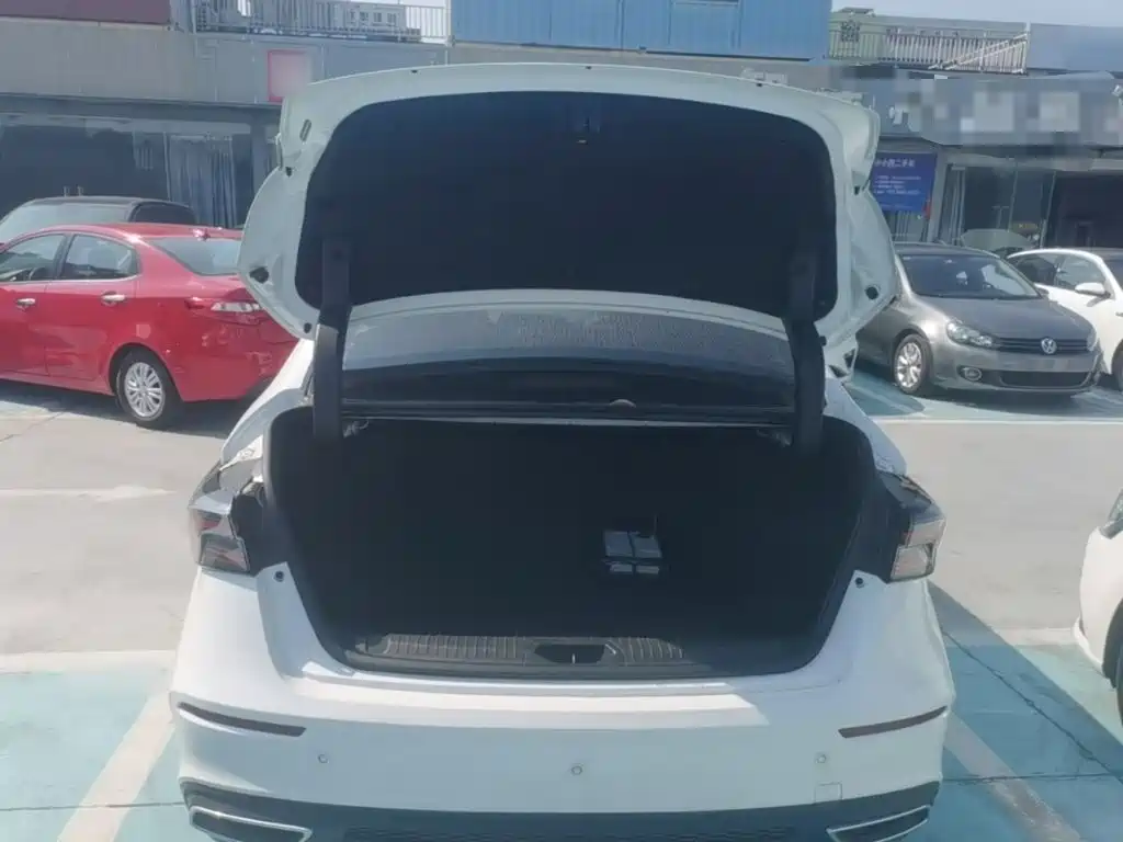 Chery Arrizo 5 PLUS — фото 18