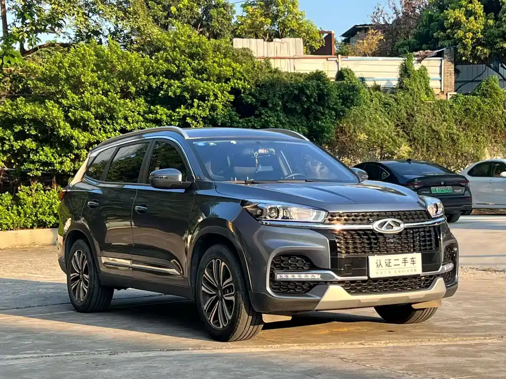 Chery Tiggo 8 — фото 3