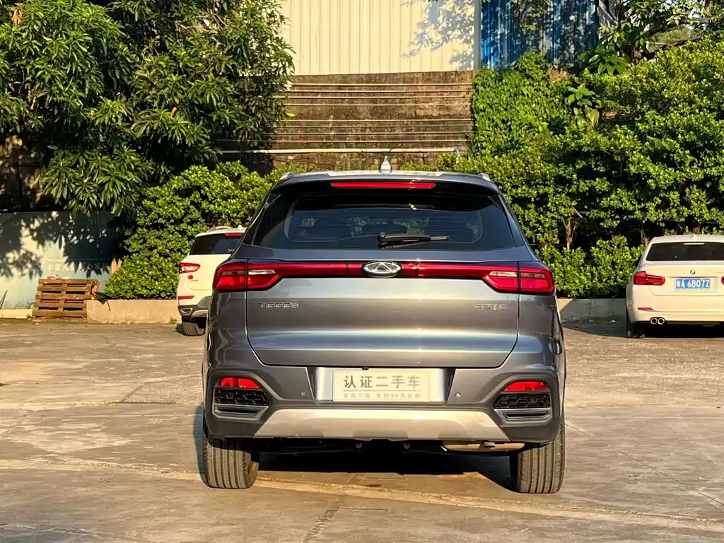 Chery Tiggo 8 — фото 9
