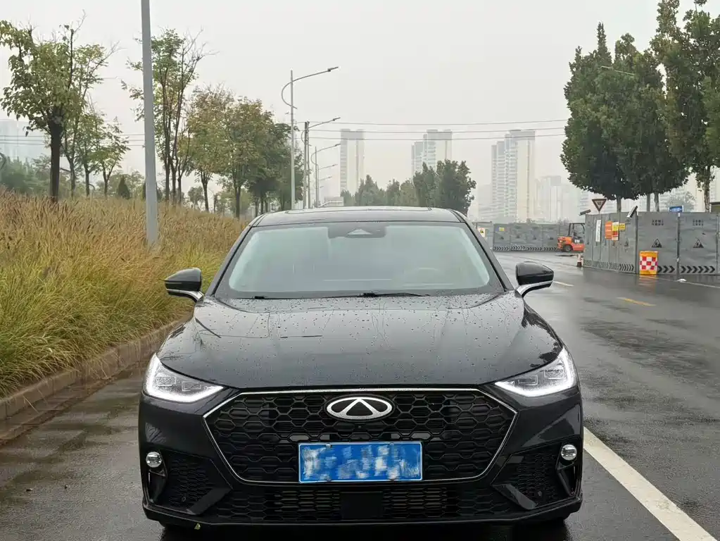 Chery Arrizo 8 PRO — фото 2