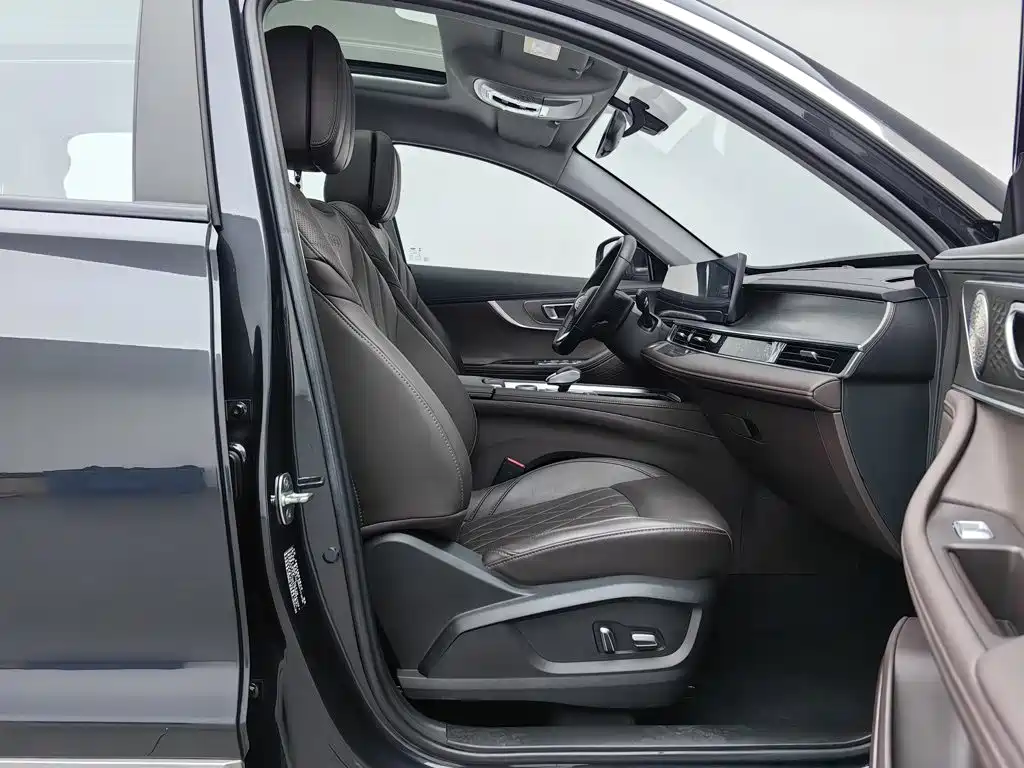 Chery Tiggo 8 PLUS — фото 23