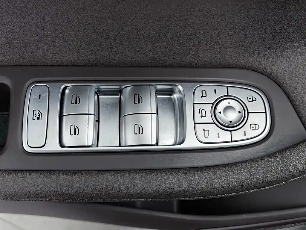 Chery Tiggo 8 PLUS — фото 9