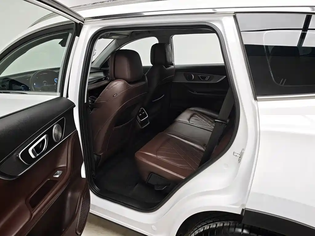 Chery Tiggo 8 PRO — фото 17