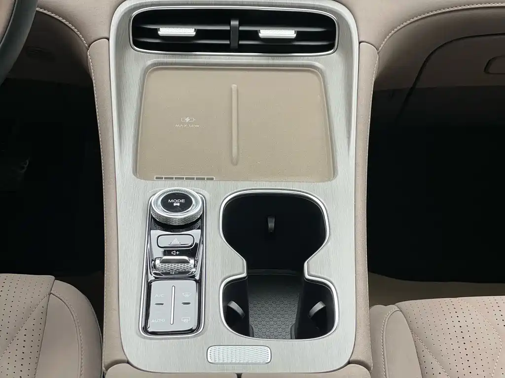 Chery Tiggo 8 PLUS — фото 11