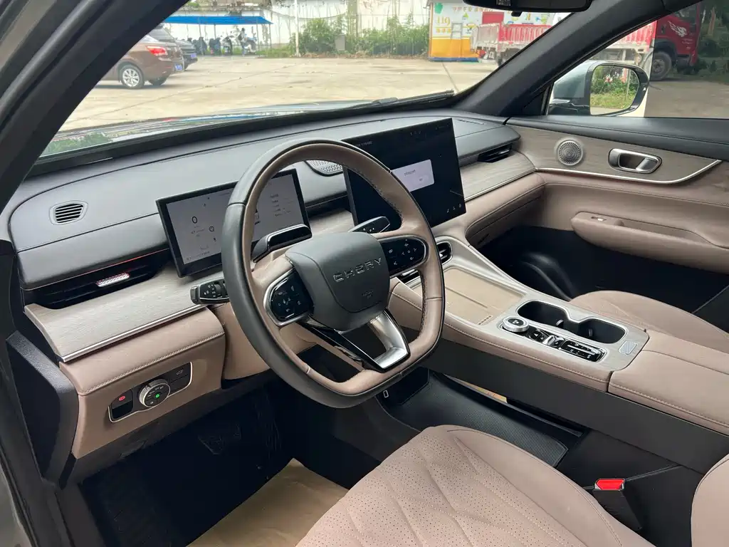 Chery Tiggo 8 PLUS — фото 24