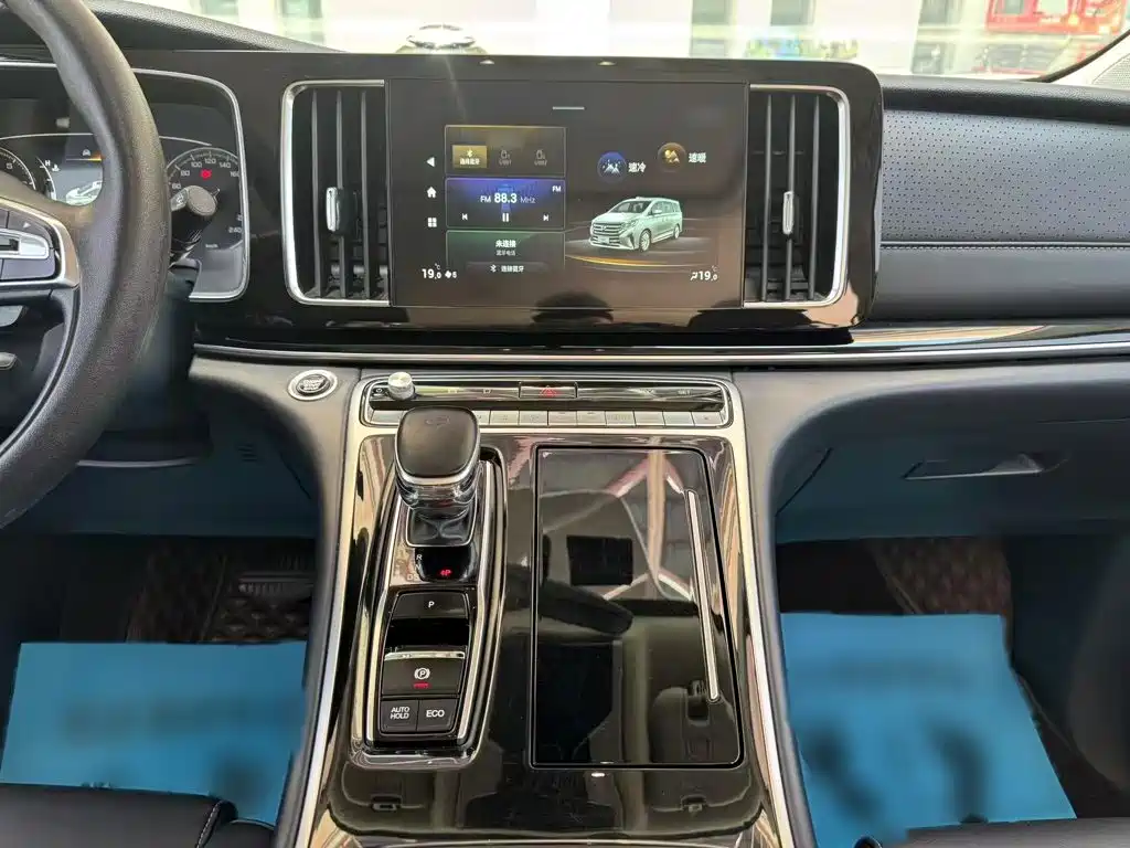 GAC Motor Trumpchi M8 — фото 11