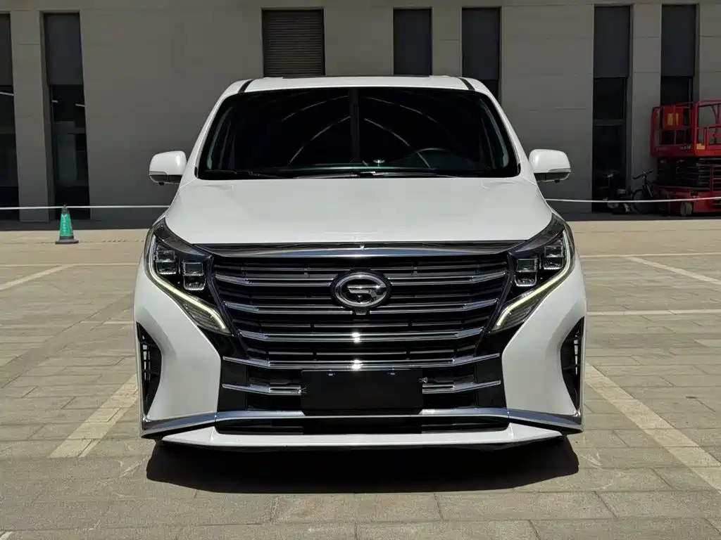 GAC Motor Trumpchi M8 — фото 20