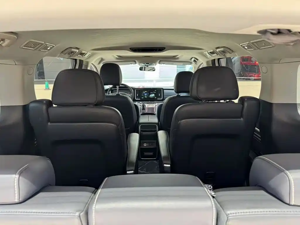 GAC Motor Trumpchi M8 — фото 8
