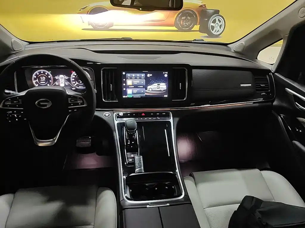 GAC Motor Trumpchi M8 — фото 10
