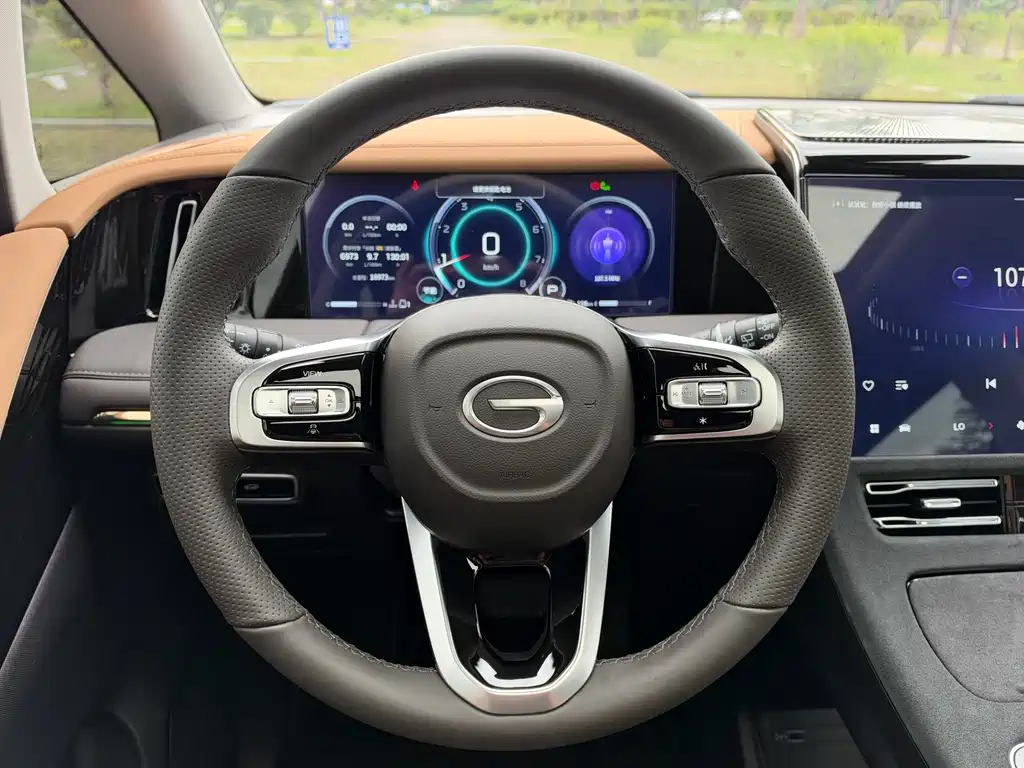 GAC Motor Trumpchi M8 — фото 14