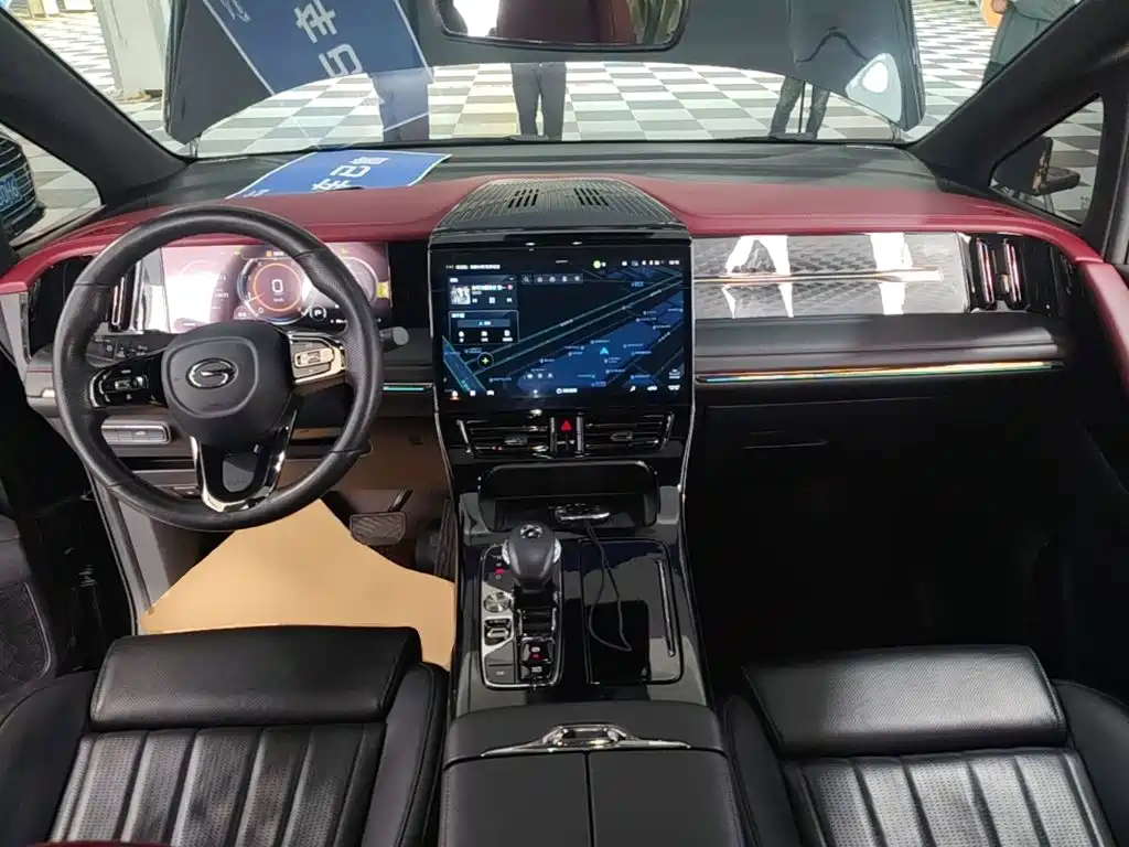 GAC Motor Trumpchi M8 — фото 10
