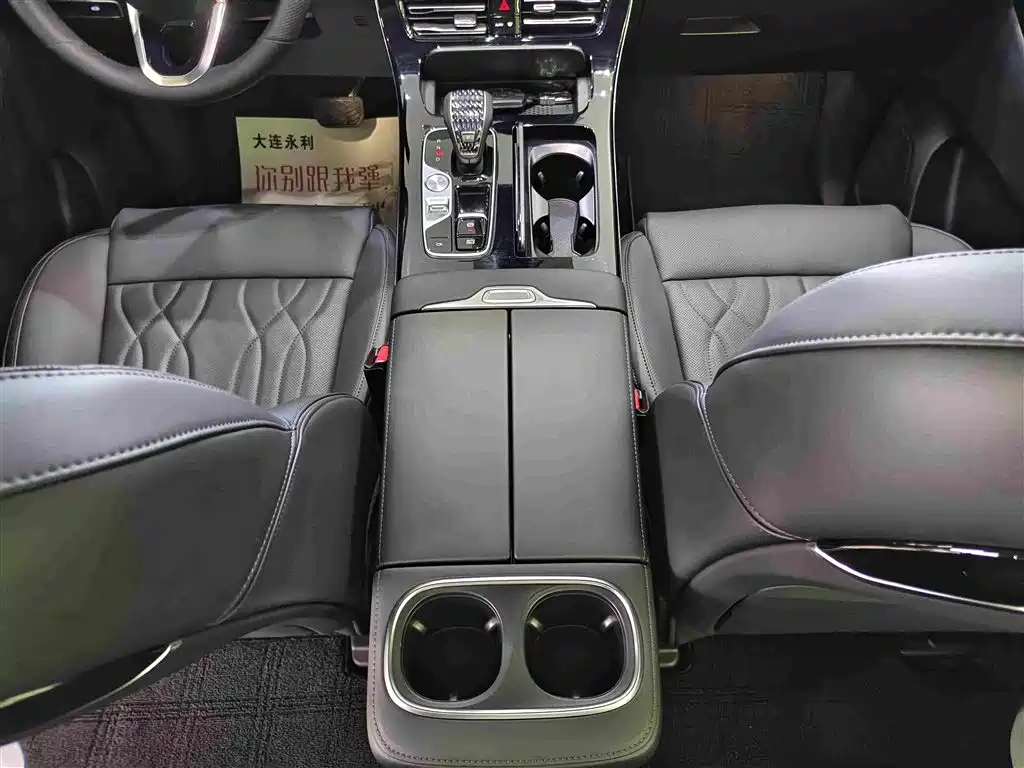 GAC Motor Trumpchi M8 — фото 9
