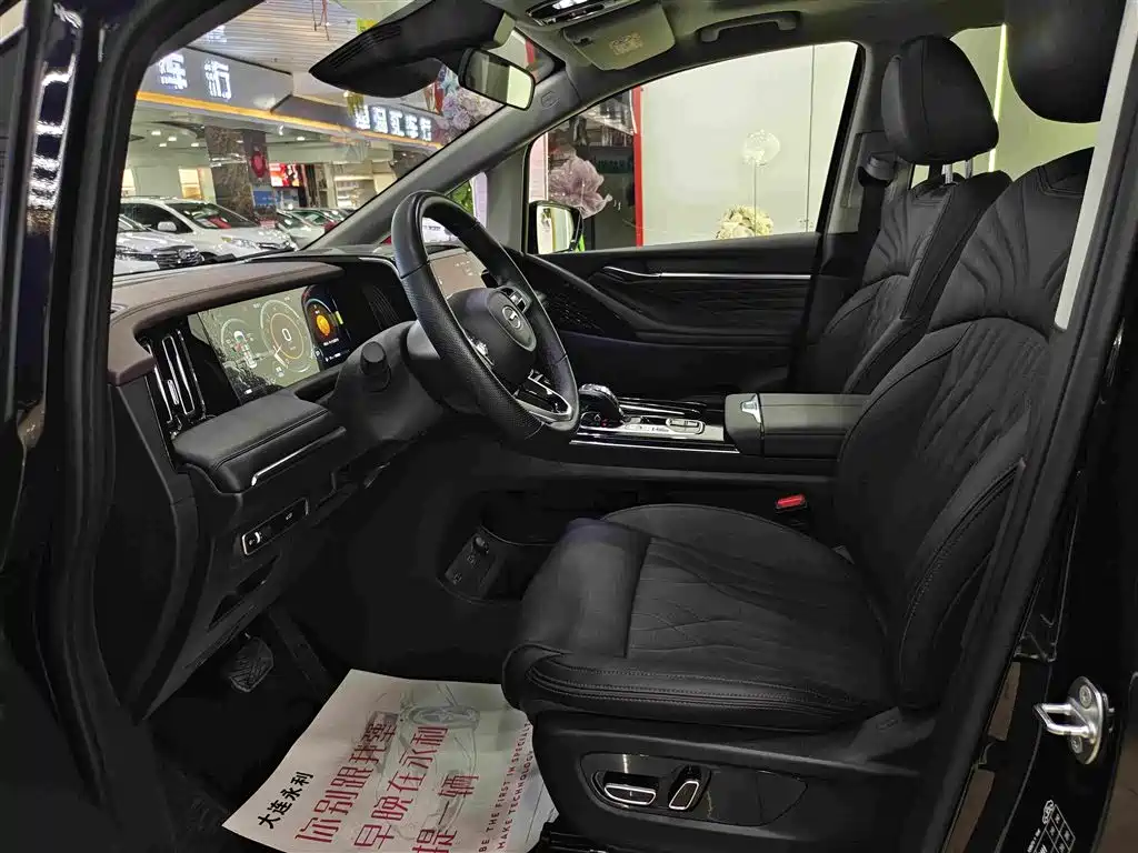GAC Motor Trumpchi M8 — фото 4
