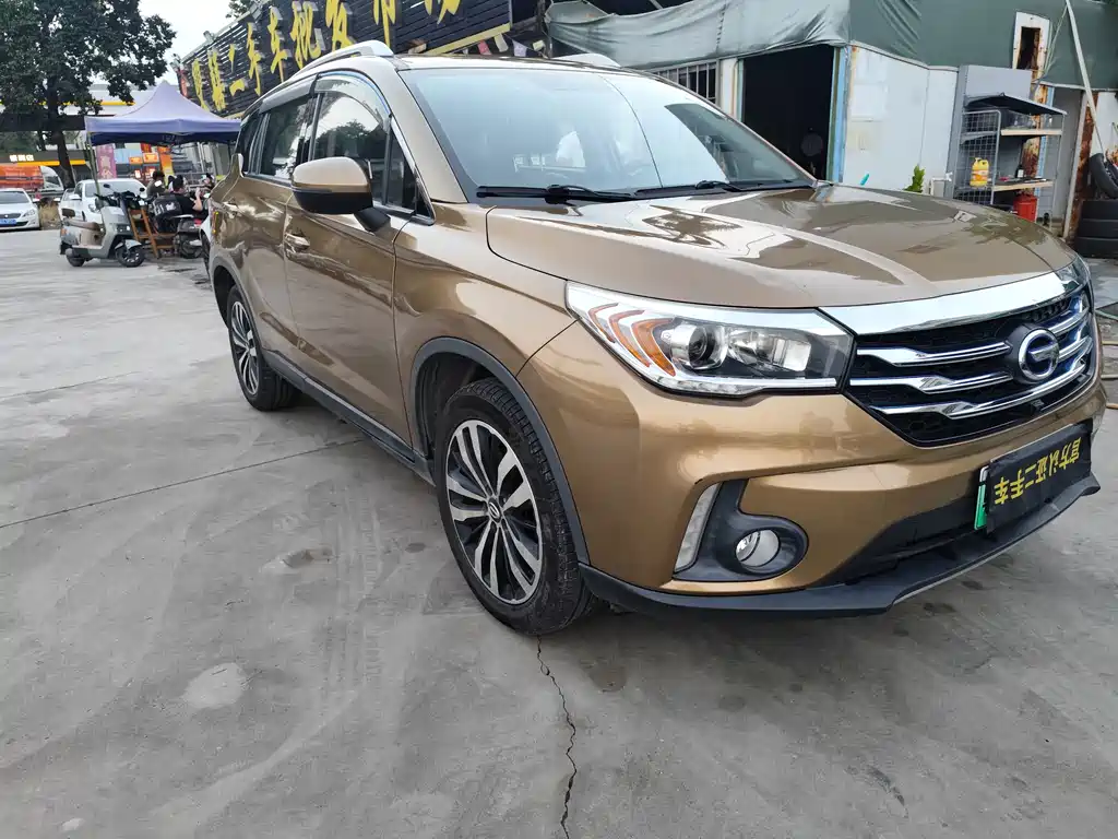 GAC Motor GS4 Hybrid — фото 3