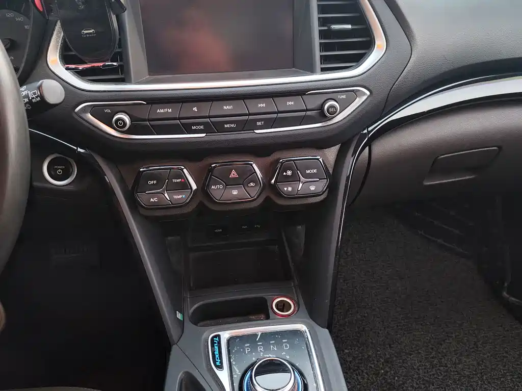 GAC Motor GS4 Hybrid — фото 7