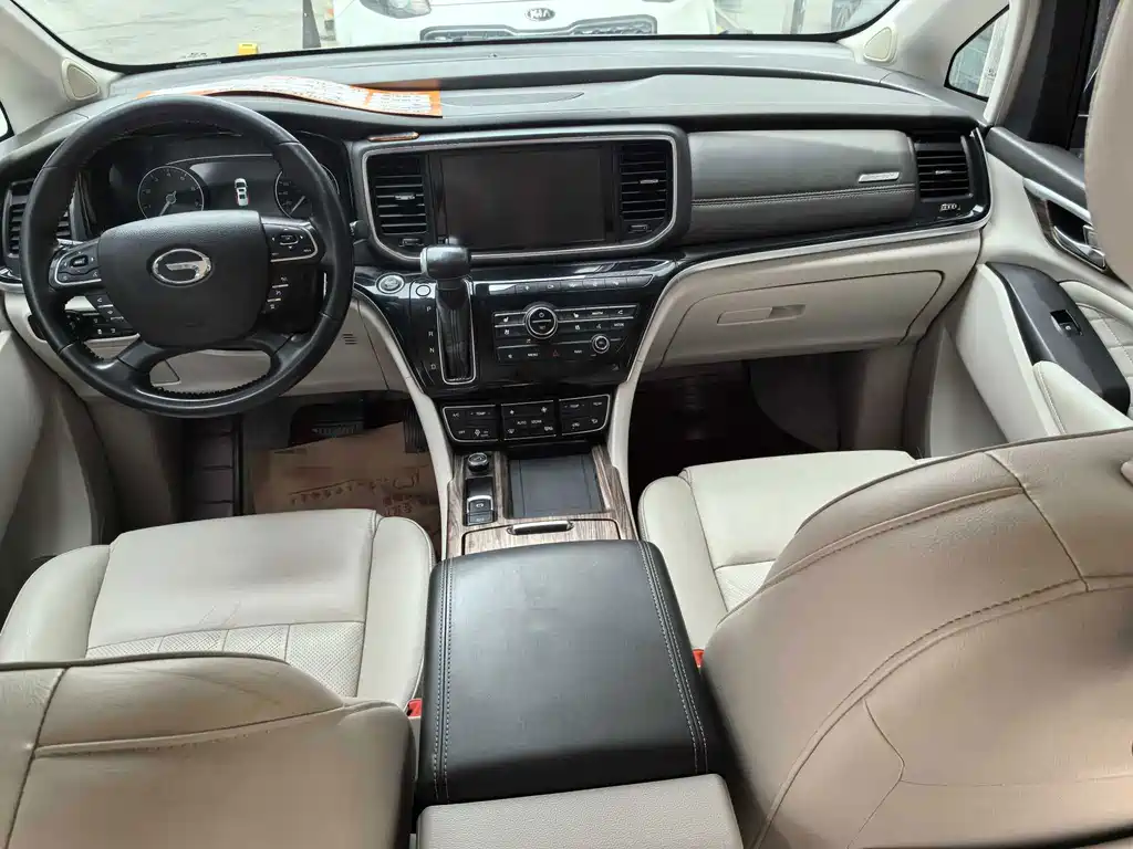 GAC Motor Trumpchi M8 — фото 8