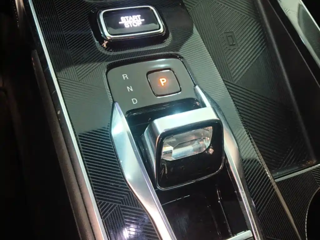 GAC Motor Shadow Cool — фото 14