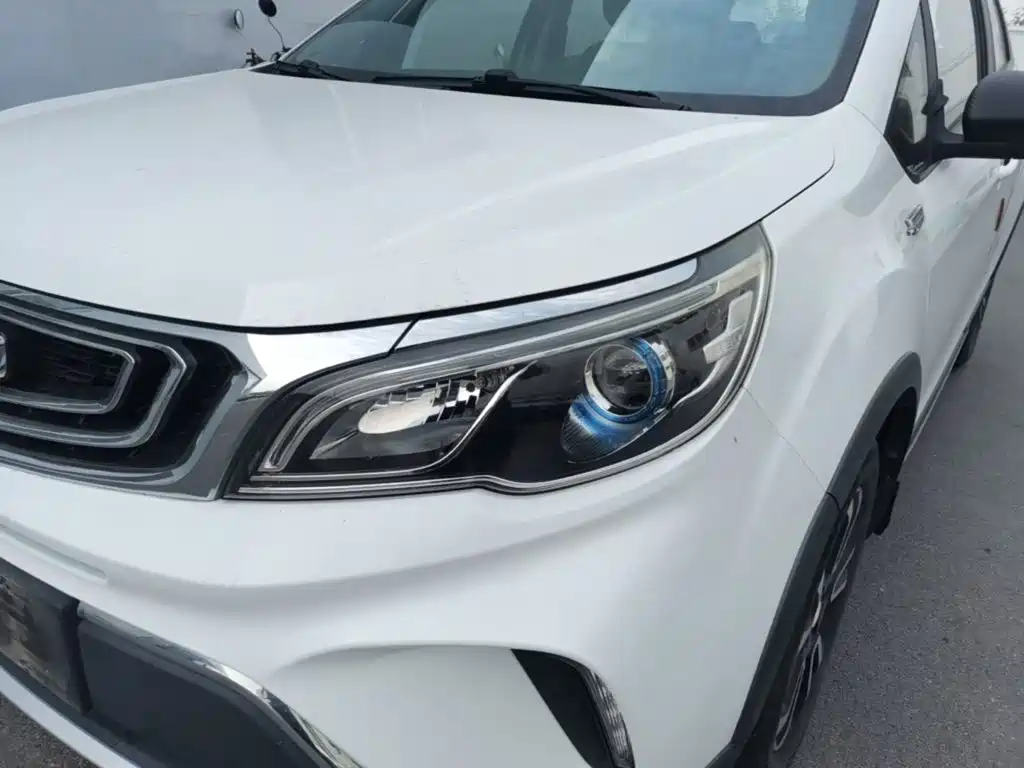 Geely Vision X3 — фото 23