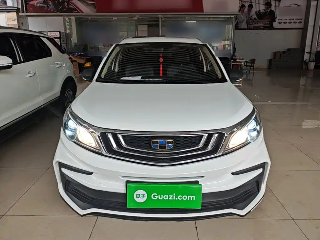 Geely Vision X3 — фото 3