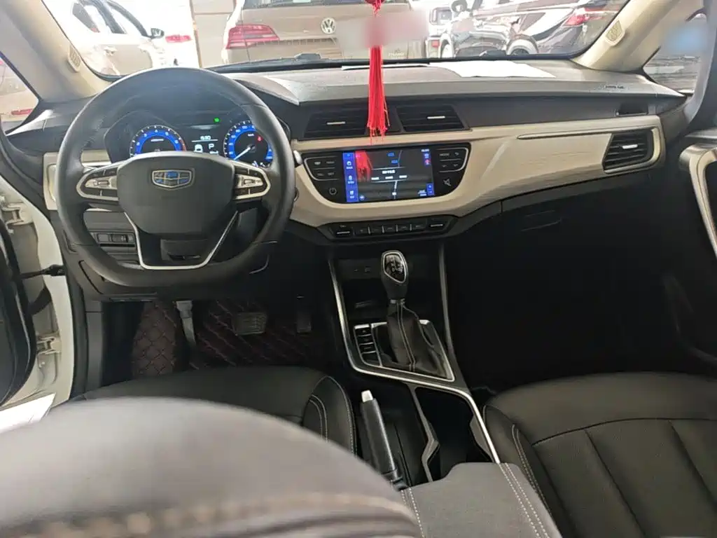 Geely Vision X3 — фото 10