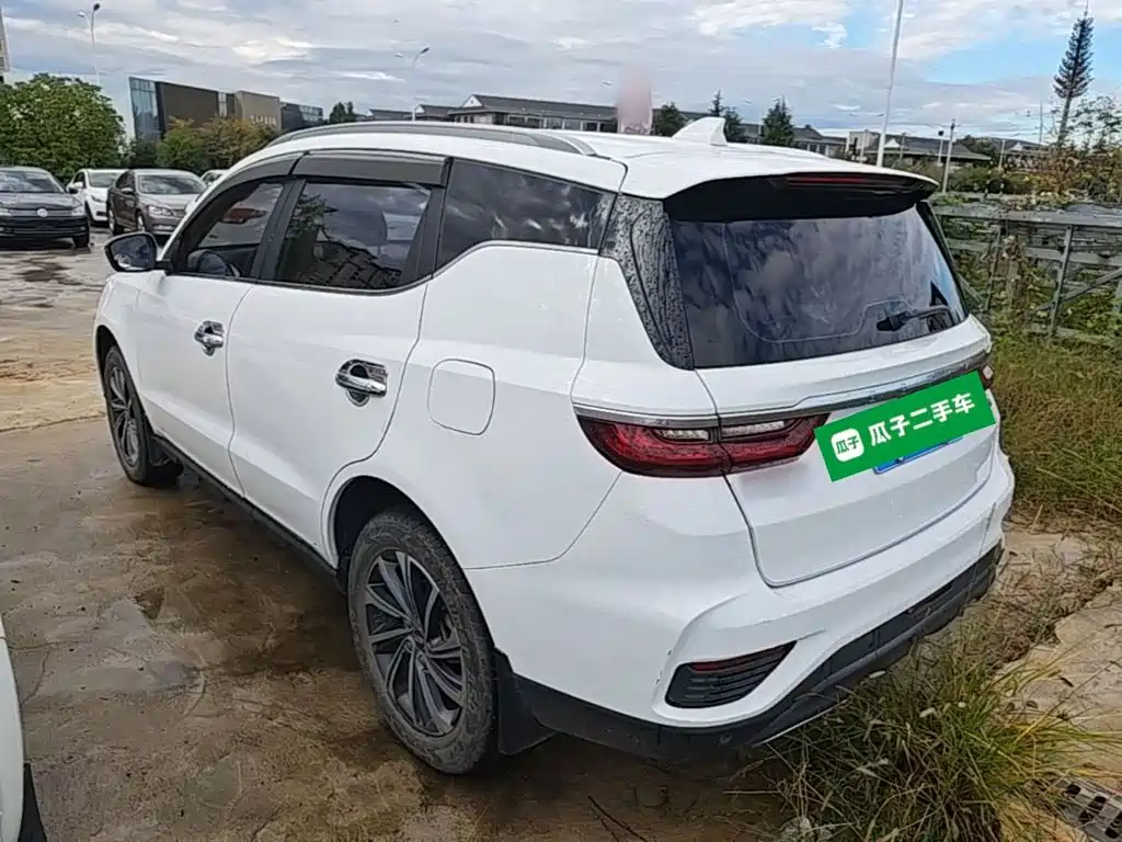 Geely Vision X6 — фото 4