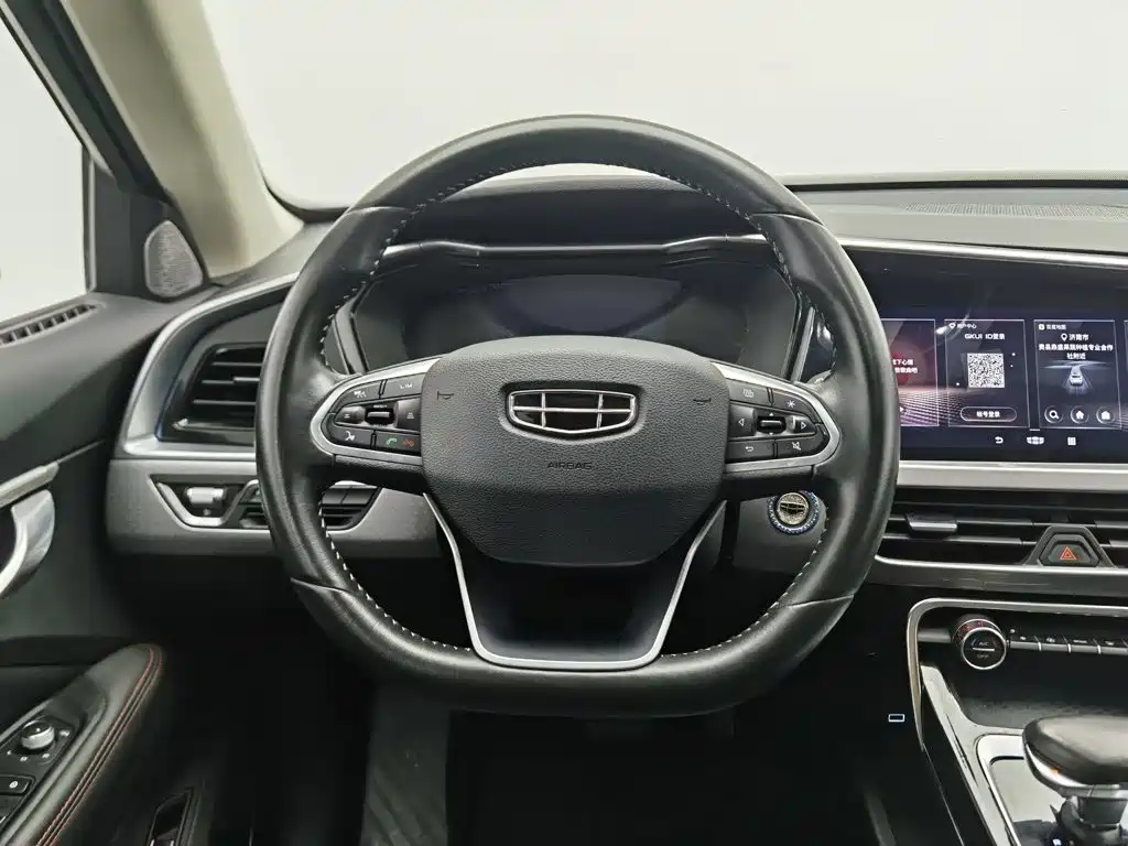 Geely Xingyue S — фото 11