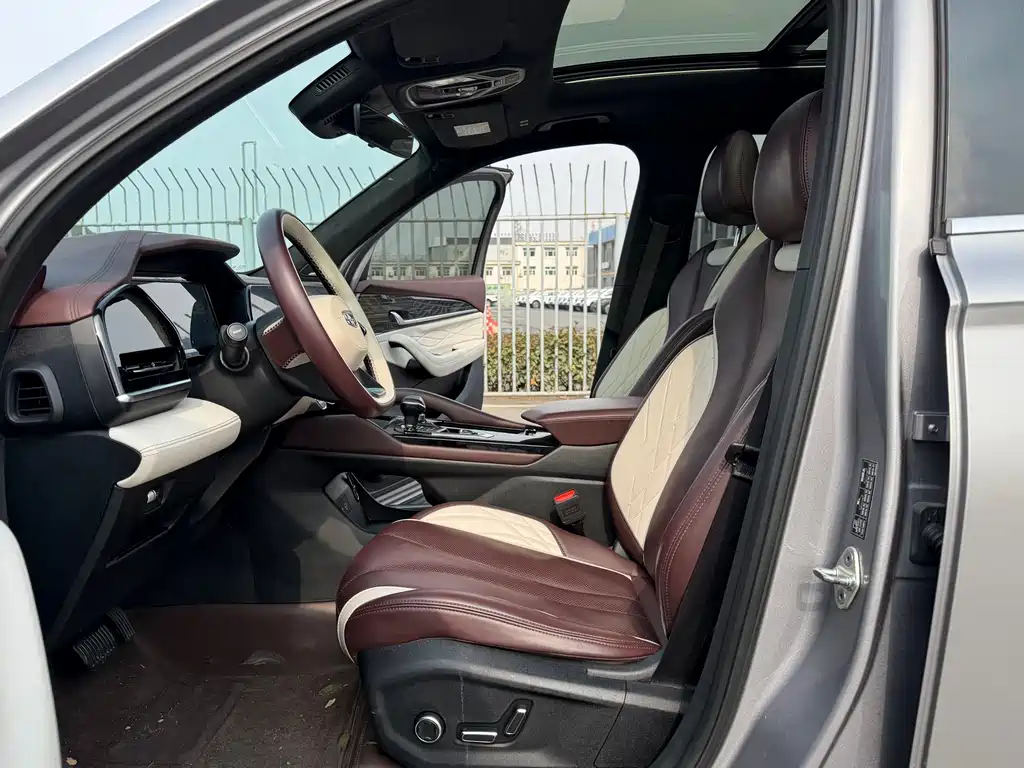 Geely Xingyue L — фото 10