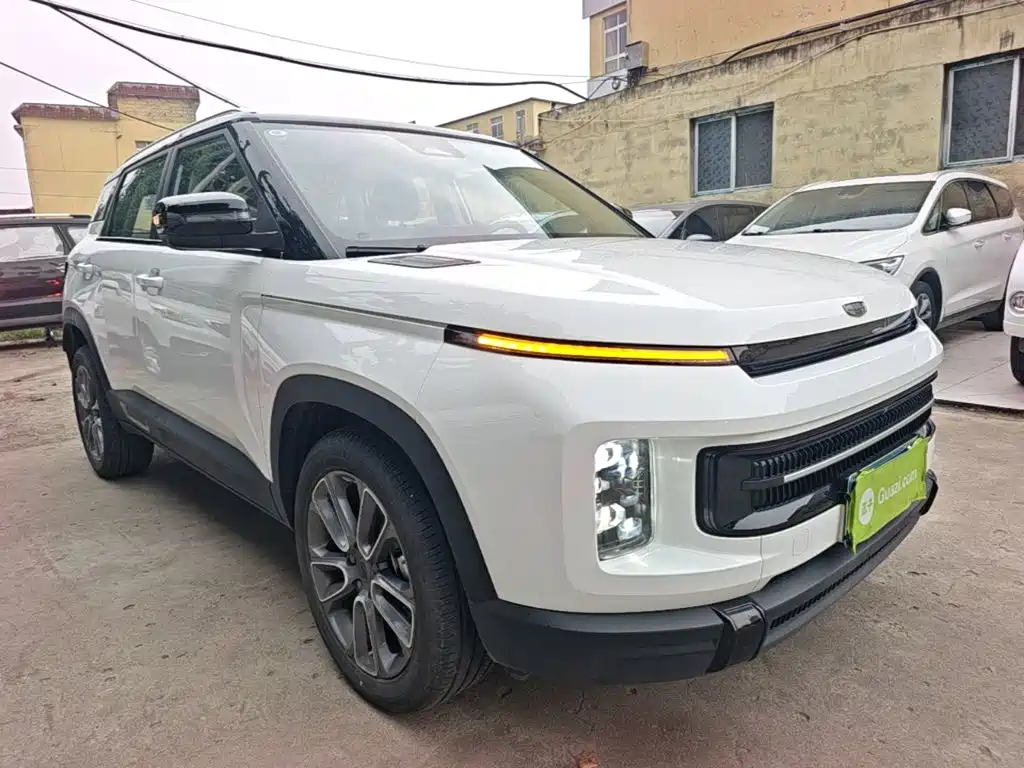 Geely Icon — фото 3