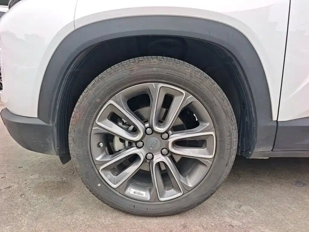 Geely Icon — фото 22