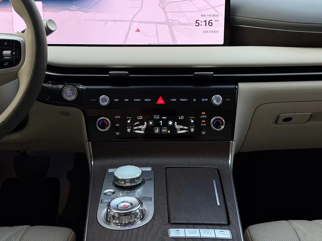 Genesis G80 — фото 19