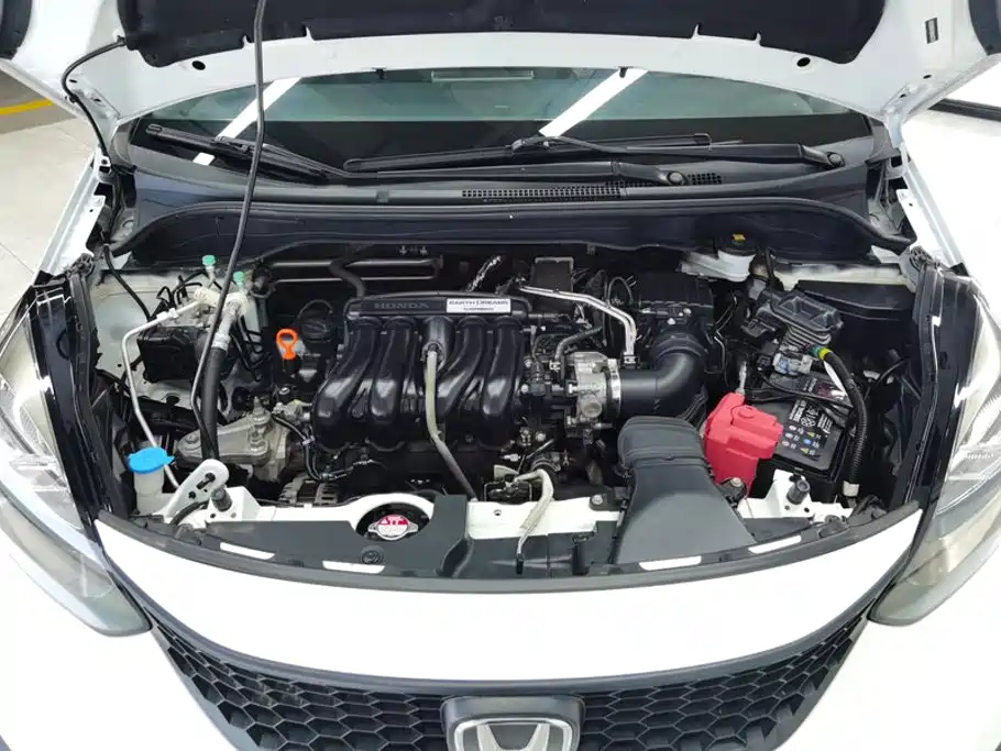 Honda Fit — фото 10