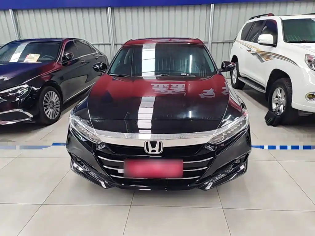 Honda Accord — фото 3