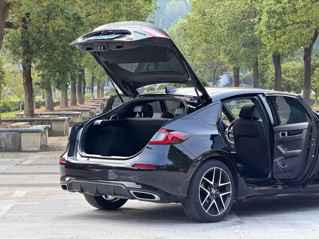 Honda Civic — фото 18