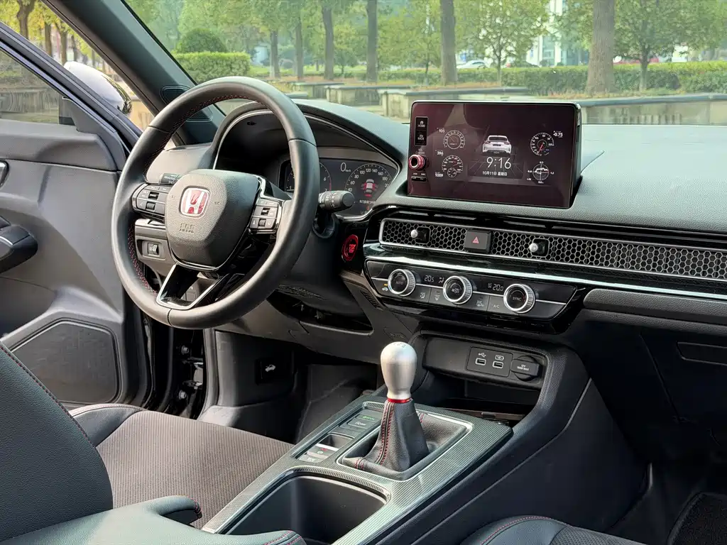 Honda Civic — фото 31